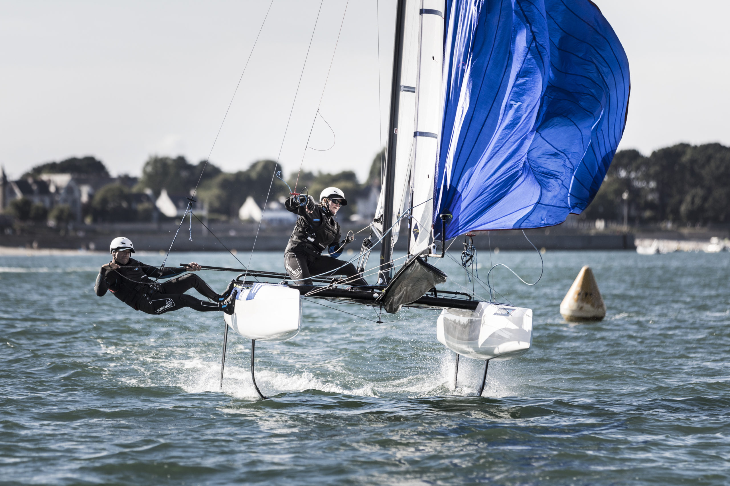 besson riou nacra17 foil